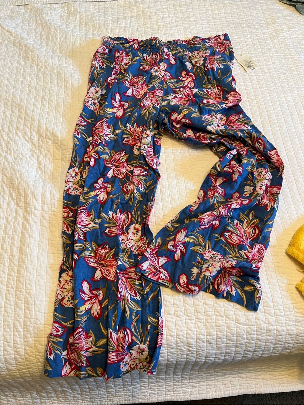 Target Women’s Blue Floral wide leg pants